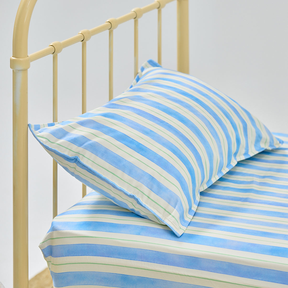 Sea Breeze Stripe Waterproof Single Sheet